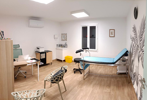 Intérieur du cabinet sagefemme à Veyrac
